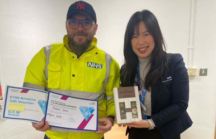 Robert Imre from University Hospital Southampton NHS Foundation Trust holding his GEM Awards prize.