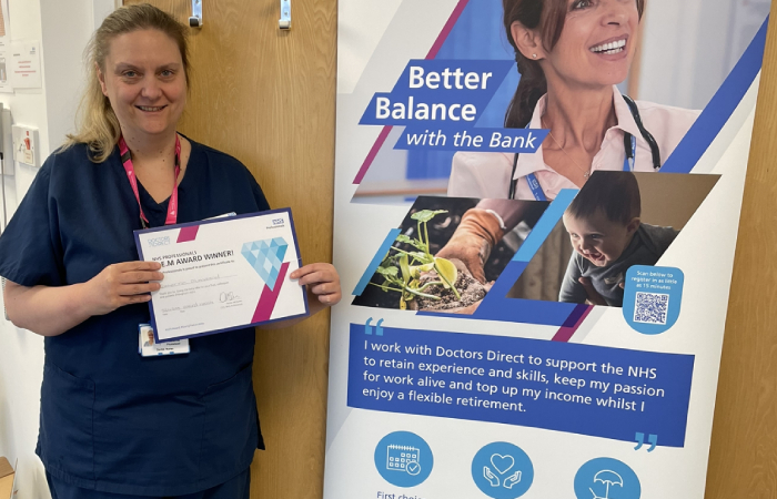 Katherine Plumstead from Oxford Health NHS Foundation Trust holding their GEM Awards prize.